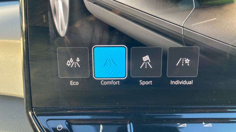 Volkswagen ID.3 150kW Family Pro Performance 58kWh 5dr Auto Electric Hatchback